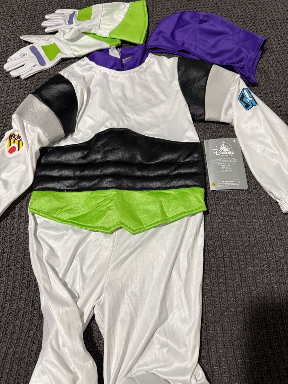 Disney Toy Story Buzz Lightyear Space Hero Costume with Wing Pack - Picture 4 of 9